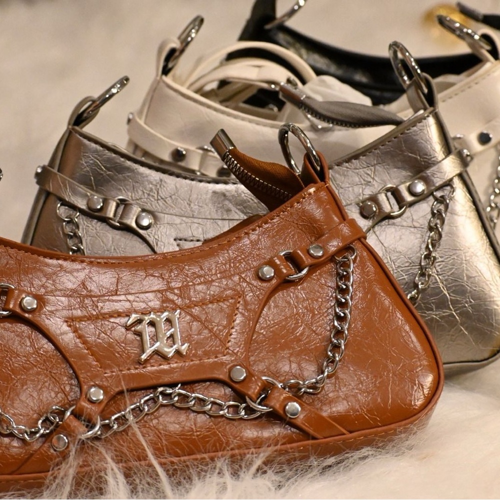 Women's Tan Chain-Accent Shoulder Bag - Unbranded